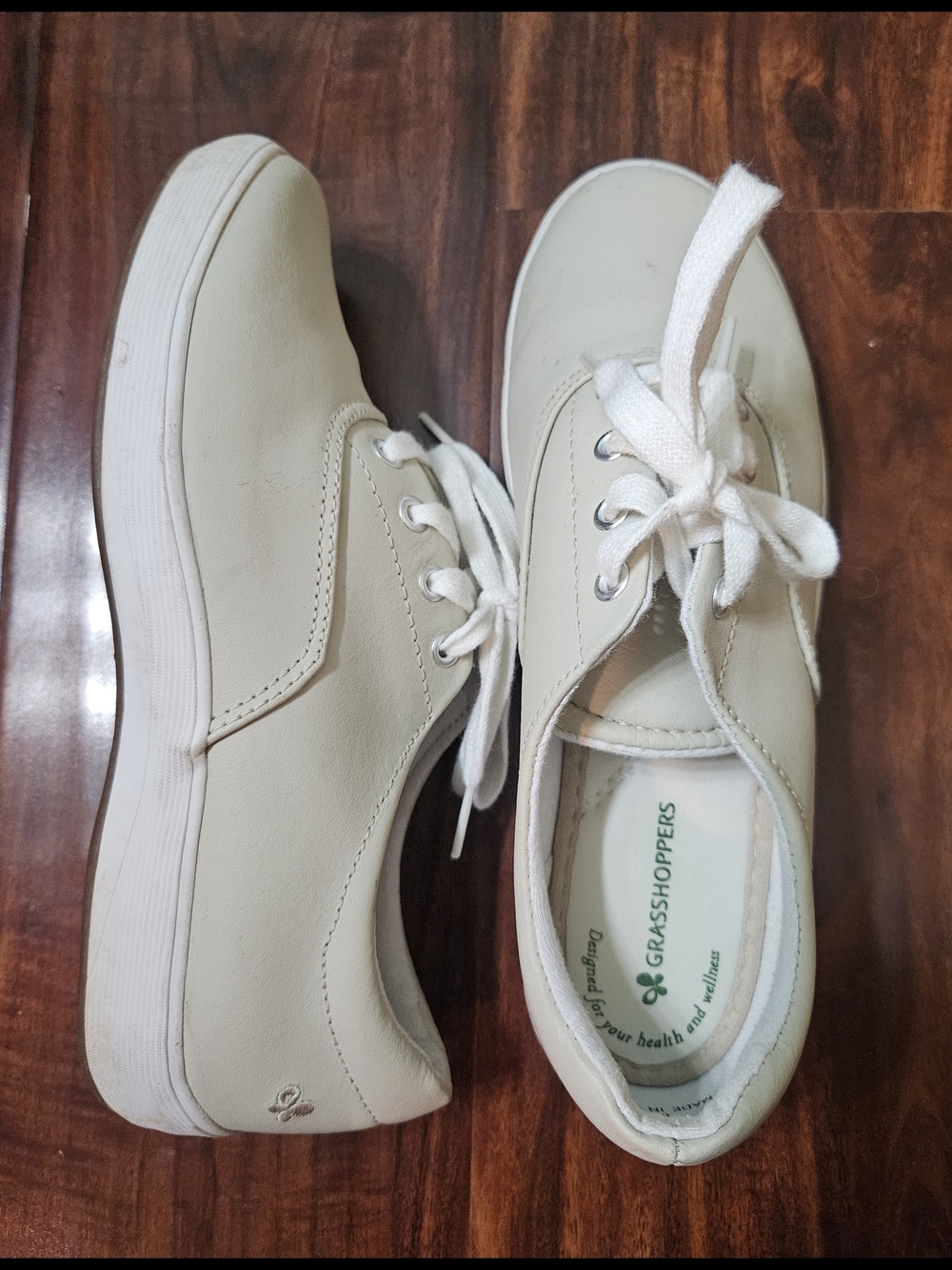 Grasshoppers Cream Lace-Up Casual Sneakers, Size 6 M